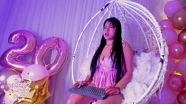 Snapshot of Ariana_ceballos chatting on December 29, 1:06 pm Ariana ceballos online show from December 29, 1:06 pm