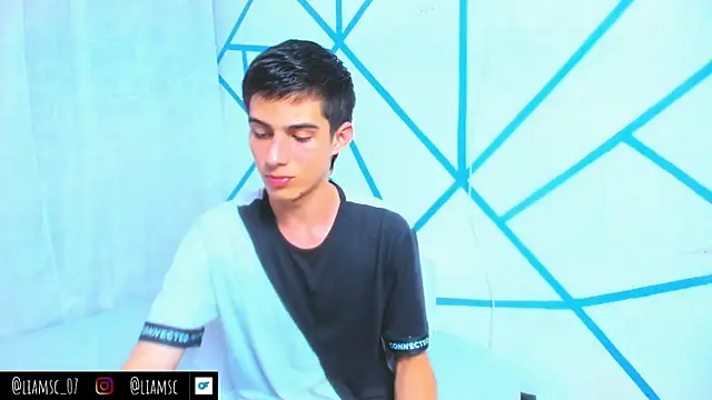 liam scott77 online show from October 25, 9:42 pm