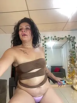 DevonShaw  online show from December 9, 2:45 am