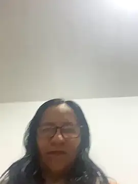 Freya Artemisa online show from December 5, 6:00 pm