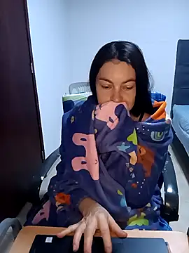 renata hot1 online show from February 13, 5:05 am