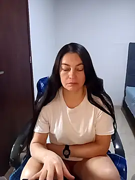 renata hot1 online show from February 15, 3:39 pm