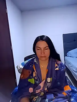 renata hot1 online show from February 27, 5:02 am