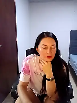 renata hot1 online show from March 12, 5:07 pm