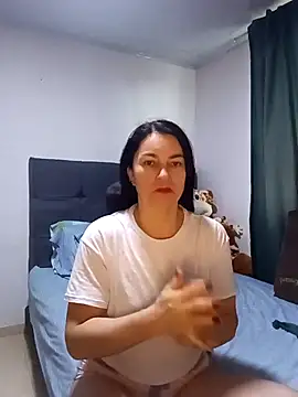 renata hot1 online show from March 21, 9:56 pm