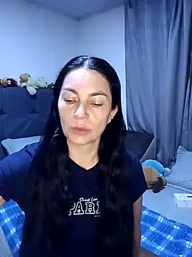 renata hot1 online show from May 3, 12:38 am