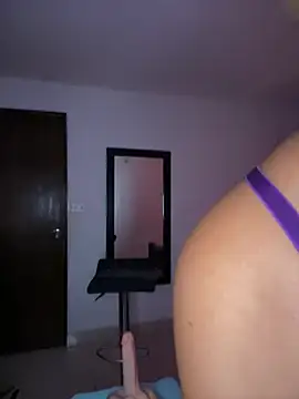 Snapshot of cristina1800 chatting on March 11, 4:29 am cristina1800 online show from March 11, 4:29 am