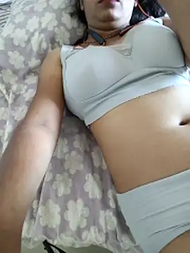 Rani Desai69 online show from May 8, 6:52 am