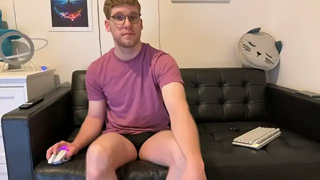 BlueEyedTallGuy94 online show from December 27, 2:36 am