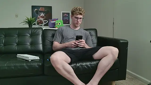 BlueEyedTallGuy94 online show from September 26, 10:36 pm