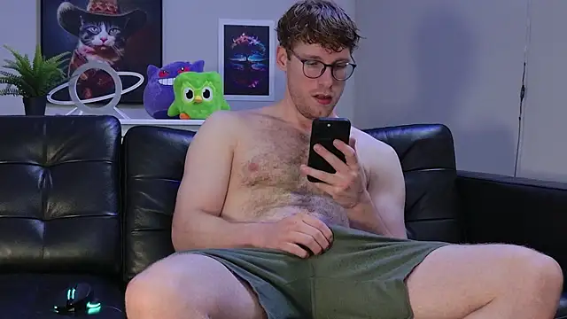 BlueEyedTallGuy94 online show from October 21, 2:45 am