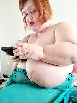 Snapshot of MIDGET-TITS chatting on February 26, 8:59 am MIDGET-TITS online show from February 26, 8:59 am