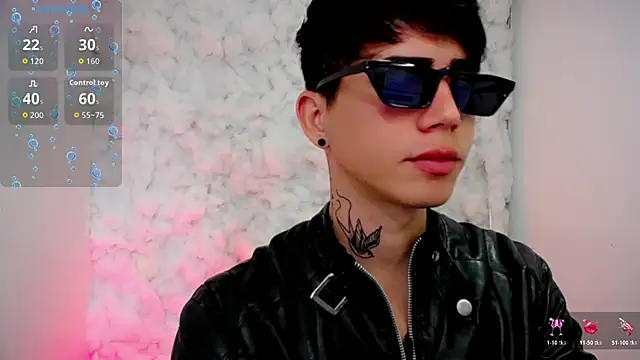 Tayson Rivers online show from October 25, 2:02 pm