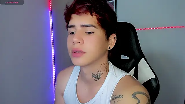 Tayson Rivers online show from March 26, 6:52 am