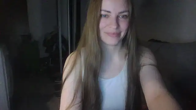 AnnaDiamond1 online show from May 6, 9:20 pm