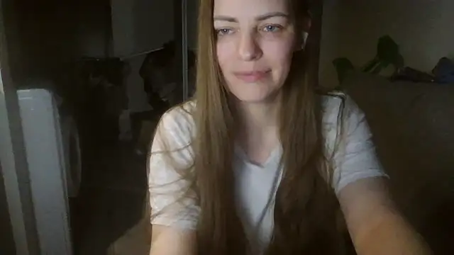 AnnaDiamond1 online show from May 13, 10:17 pm