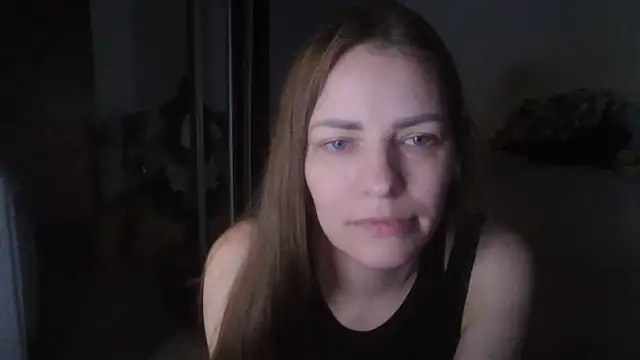 AnnaDiamond1 online show from May 15, 9:44 pm