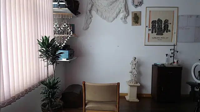 Snapshot of Siriss_boyrag chatting on October 18, 2:18 pm Siriss boyrag online show from October 18, 2:18 pm