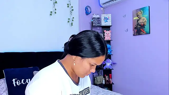 sara mendez2 online show from January 18, 11:33 pm