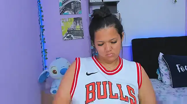 sara mendez2 online show from February 27, 4:32 pm