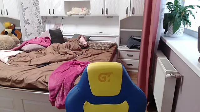 69SexySecret69 online show from February 19, 5:49 am