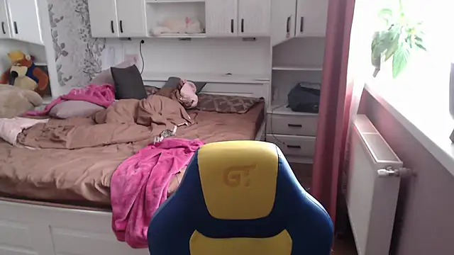 69SexySecret69 online show from February 19, 8:55 am