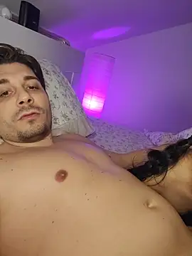 Snapshot of dansarah chatting on February 25, 11:36 pm dansarah online show from February 25, 11:36 pm