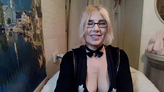 sweet raspberry online show from January 14, 4:40 pm