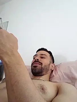 Snapshot of prince-roludo chatting on February 20, 12:25 pm prince-roludo online show from February 20, 12:25 pm