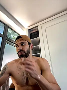 Snapshot of prince-roludo chatting on October 5, 2:04 pm prince-roludo online show from October 5, 2:04 pm