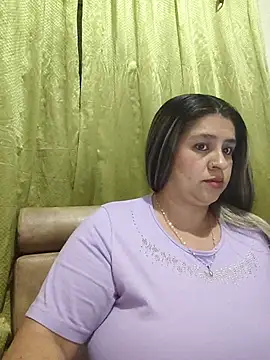 Snapshot of Melinda_bob chatting on July 20, 3:32 am Melinda bob online show from July 20, 3:32 am