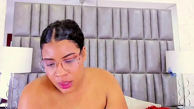 Snapshot of MelannyTylor chatting on January 25, 10:08 am MelannyTylor online show from January 25, 10:08 am