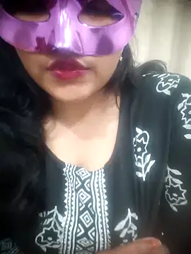 Snapshot of Shivi_shahh chatting on January 15, 9:13 am Shivi shahh online show from January 15, 9:13 am