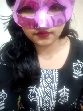 Snapshot of Shivi_shahh chatting on January 19, 6:10 pm Shivi shahh online show from January 19, 6:10 pm