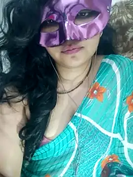 Snapshot of Shivi_shahh chatting on April 4, 5:43 pm Shivi shahh online show from April 4, 5:43 pm