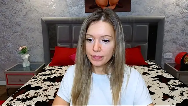 foxy blond online show from March 8, 3:39 am