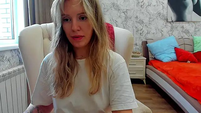 foxy blond online show from March 27, 12:38 am