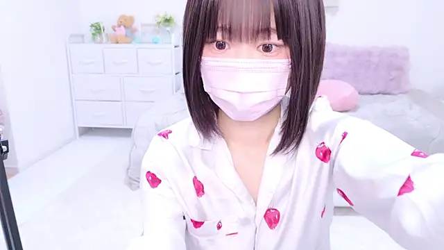 Snapshot of Im_Yu-na chatting on December 14, 8:40 pm Im Yu-na online show from December 14, 8:40 pm