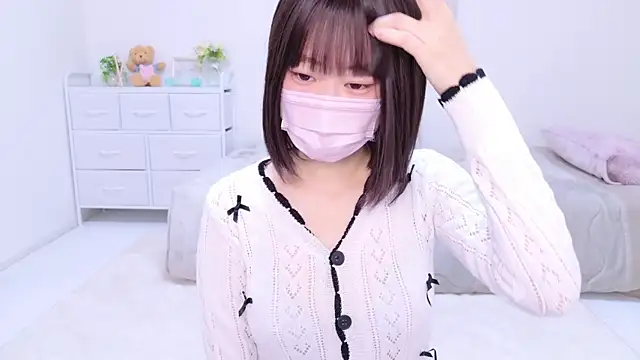 Snapshot of Im_Yu-na chatting on December 28, 1:49 pm Im Yu-na online show from December 28, 1:49 pm