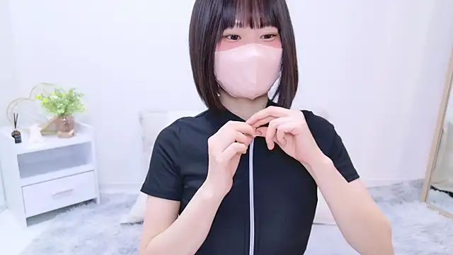Snapshot of Im_Yu-na chatting on February 16, 8:55 pm Im Yu-na online show from February 16, 8:55 pm