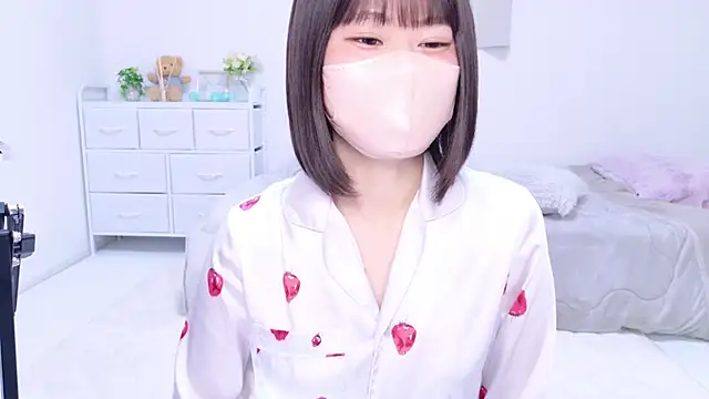 Snapshot of Im_Yu-na chatting on March 11, 9:04 pm Im Yu-na online show from March 11, 9:04 pm