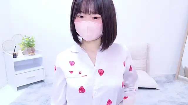 Snapshot of Im_Yu-na chatting on March 18, 9:32 pm Im Yu-na online show from March 18, 9:32 pm