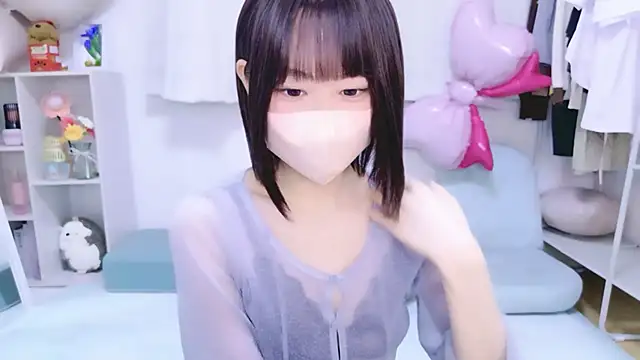 Im Yu-na online show from May 7, 2:22 pm