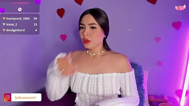 Snapshot of Bella_Manson_ chatting on February 22, 10:42 pm Bella Manson online show from February 22, 10:42 pm