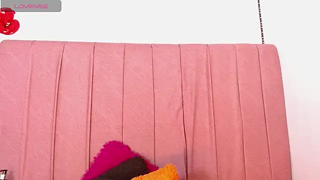 margiesfunnyhot303av online show from January 30, 5:52 am