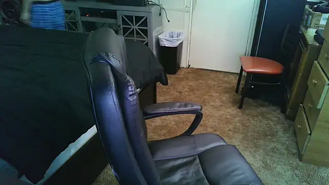 Snapshot of MasterJizzJunky chatting on October 10, 5:34 pm MasterJizzJunky online show from October 10, 5:34 pm