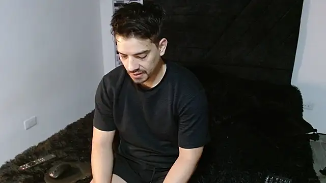 Snapshot of Ian_Daviz chatting on March 3, 9:15 am Ian Daviz online show from March 3, 9:15 am