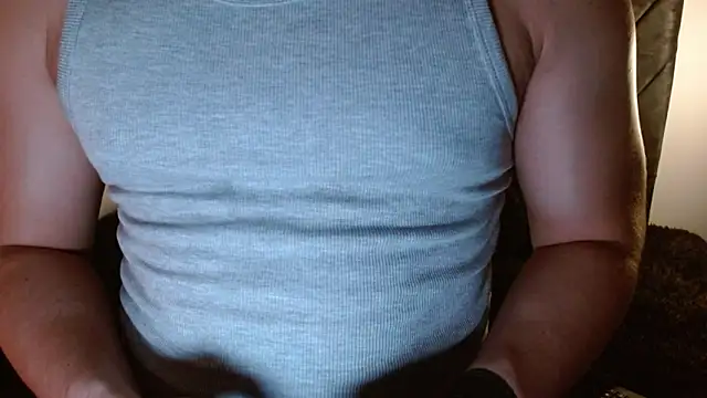 Snapshot of Ian_Daviz chatting on March 4, 5:30 pm Ian Daviz online show from March 4, 5:30 pm