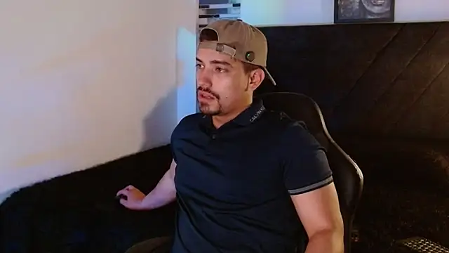 Snapshot of Ian_Daviz chatting on March 14, 7:52 pm Ian Daviz online show from March 14, 7:52 pm