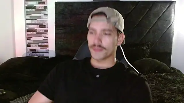 Snapshot of Ian_Daviz chatting on March 24, 7:19 pm Ian Daviz online show from March 24, 7:19 pm